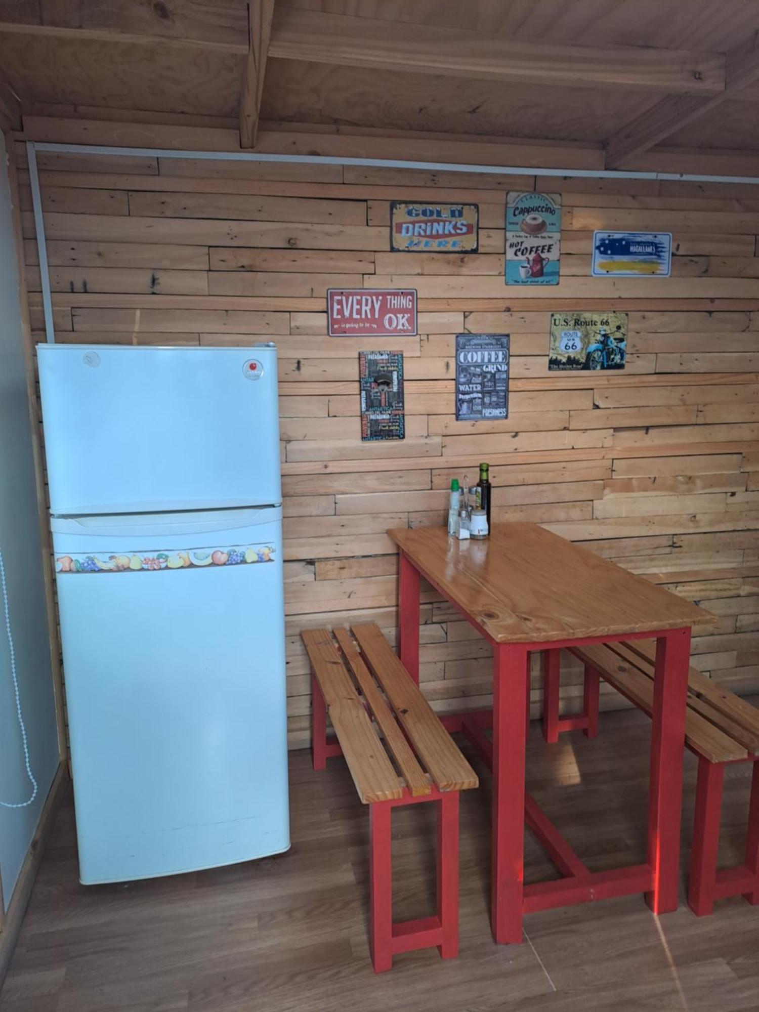 Isla Yu Patagonia 2 Bed & Breakfast Puerto Natales Exterior photo